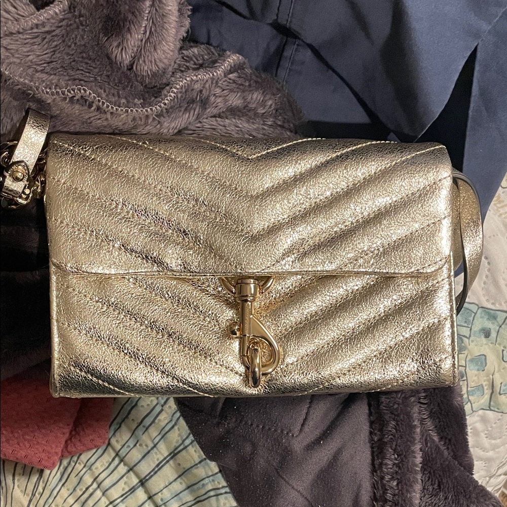 Elegant Gold Quilted Women's Bag